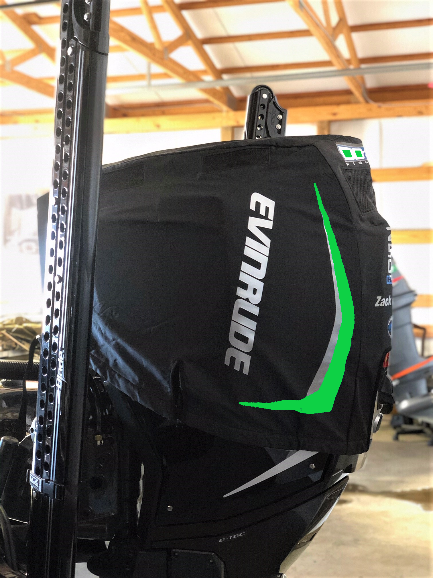 DD26 Fishing Housse moteur ventilée compatible avec Evinrude Etec G2